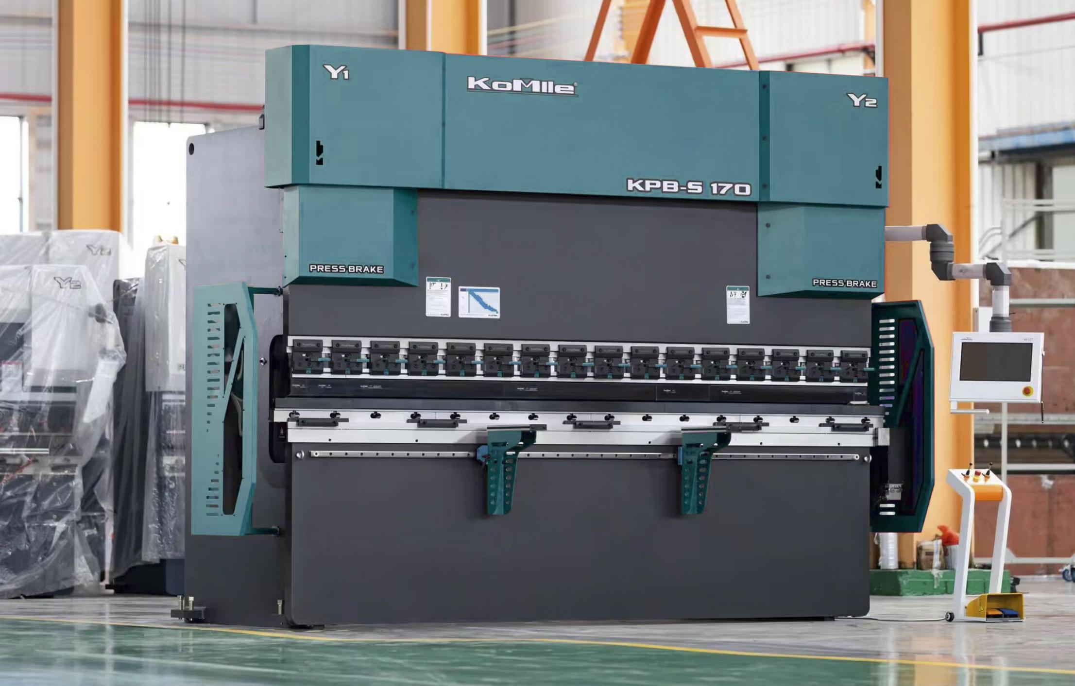 High efficiency bending machine WG160T3200